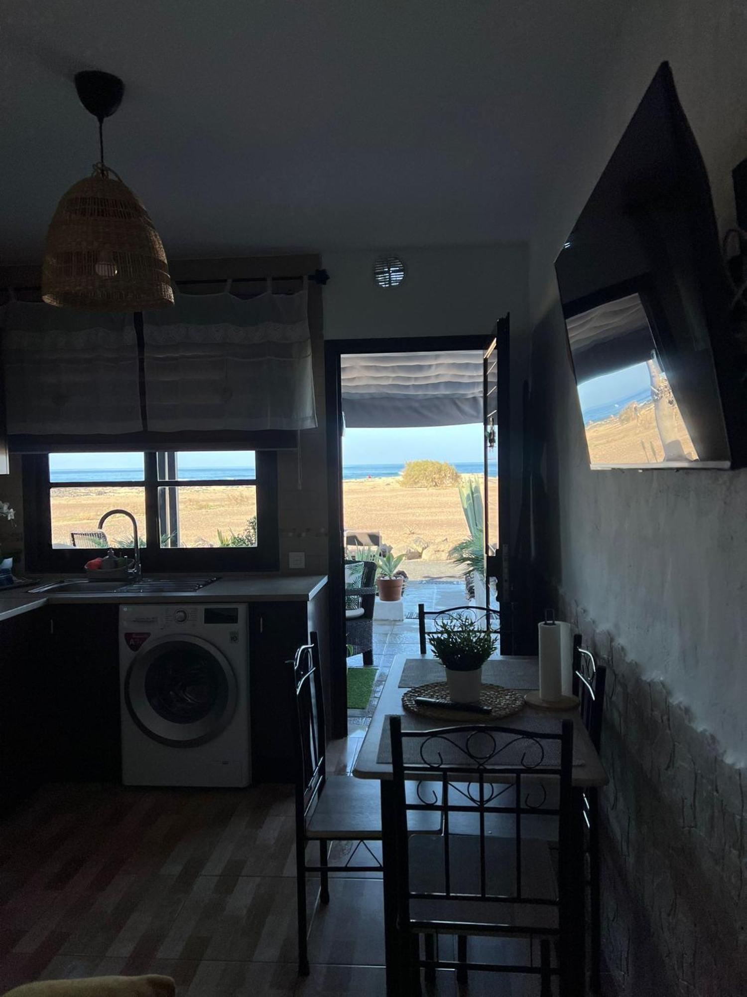 Apartamento Meliyeri1 1ª Linea De Playa Cotillo Dış mekan fotoğraf